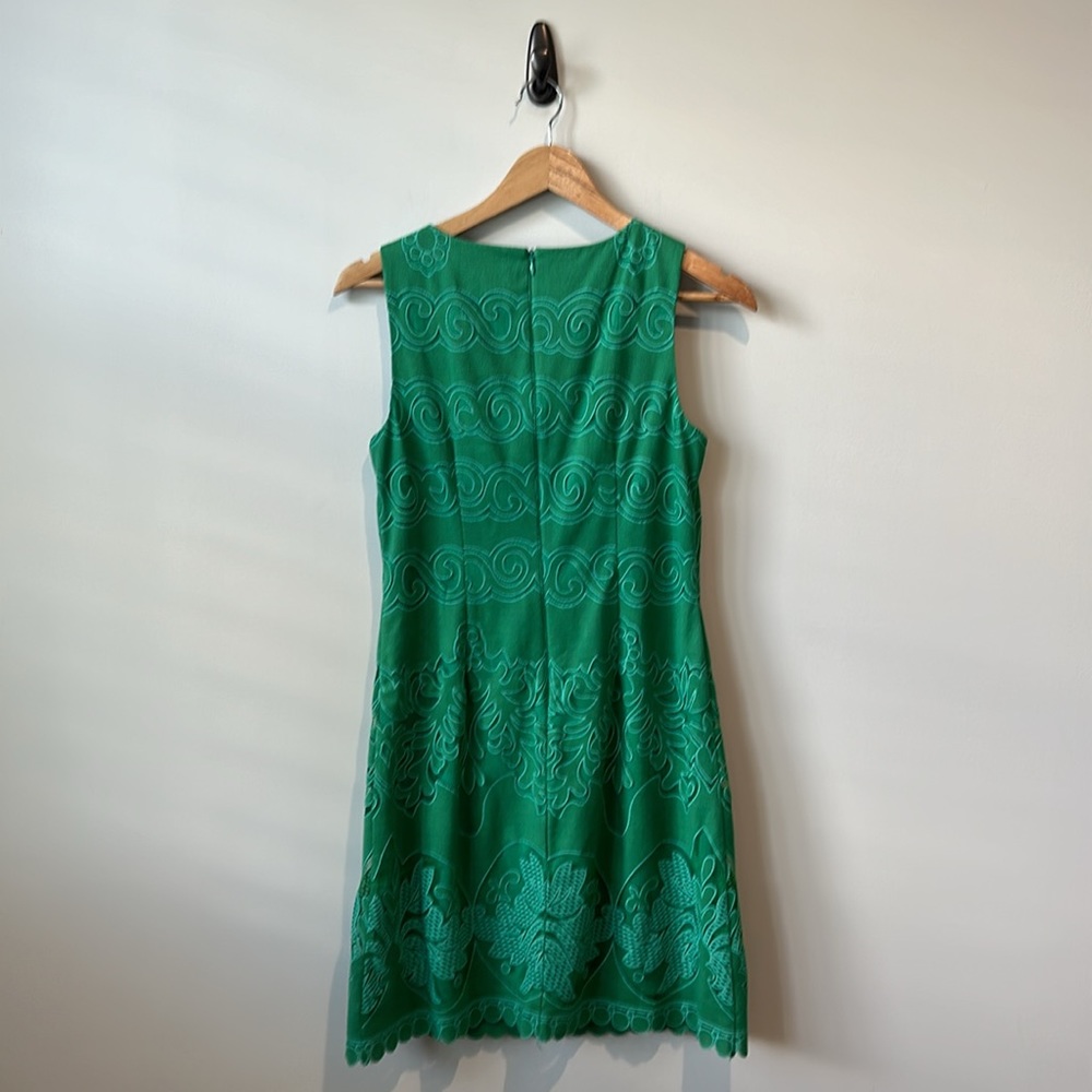 Eliza J Malta Kelly Green Lace Overlay Dress 4 - Picture 9 of 10